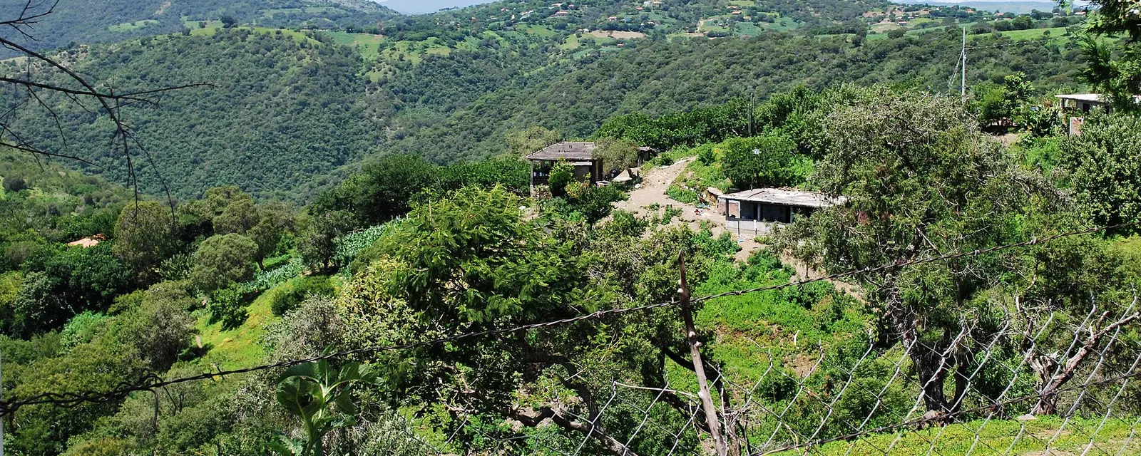 Vista de Ixcateopan de Cuauhtémoc entre montañas, Guerrero